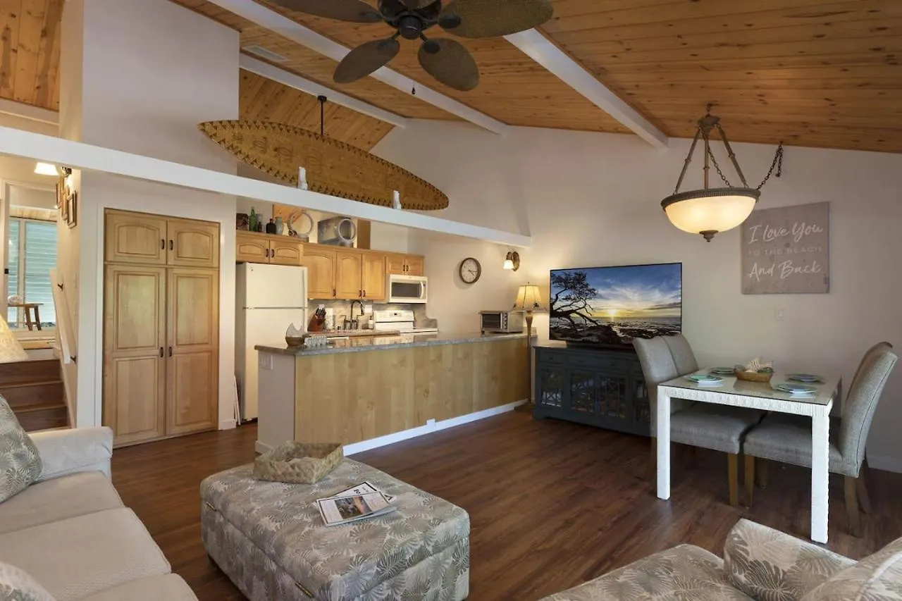 Upgraded Chic Condo With Lush Gardens Kailua-Kona
