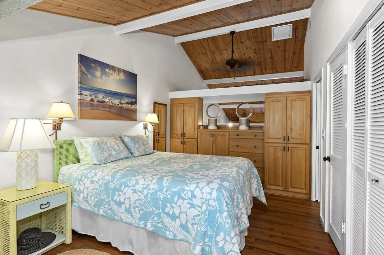 Casa de Férias Upgraded Chic Condo With Lush Gardens Kailua-Kona